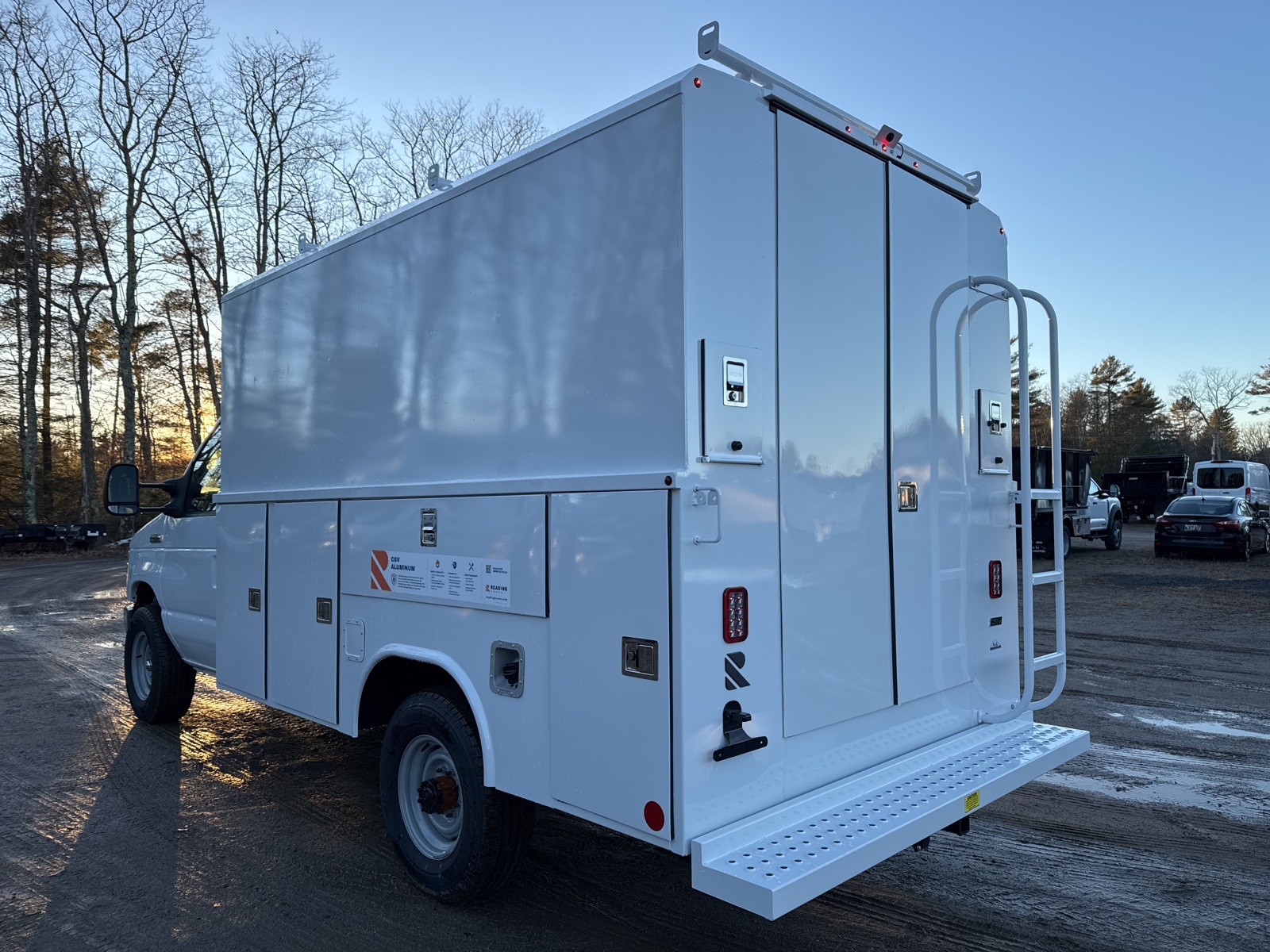2025 Ford E-350 Base photo 3