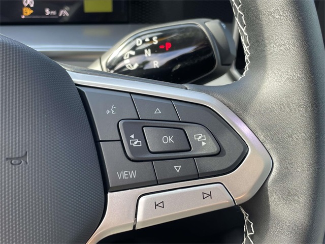 2025 Volkswagen Tiguan SE photo 20