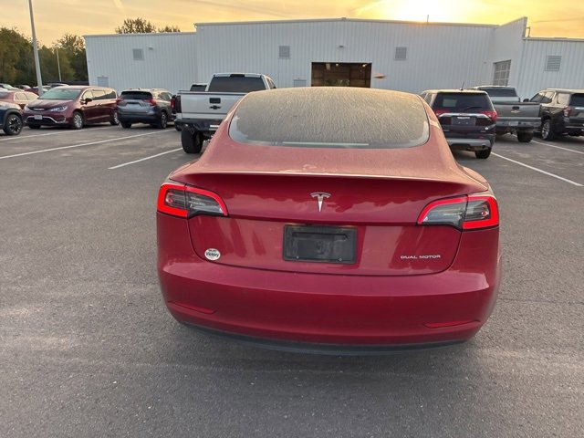 2022 Tesla Model 3 Long Range photo 10