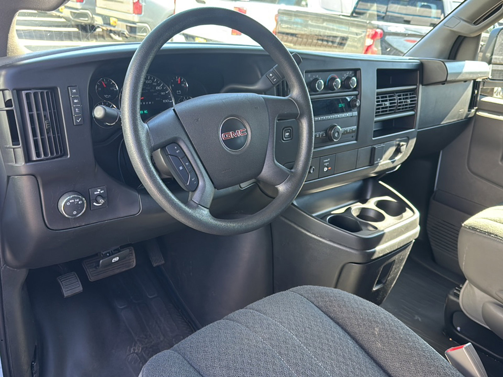 2023 Gmc Savana 2500 Cargo photo 9