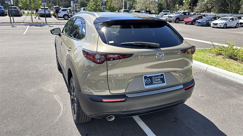 2024 Mazda CX-30 2.5 Turbo Carbon photo 12