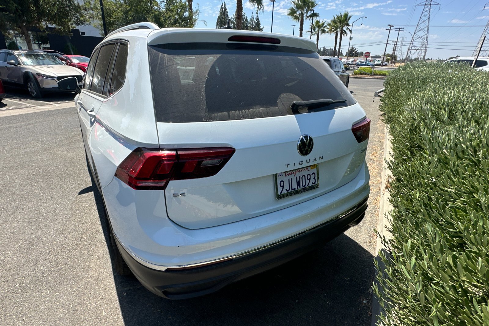 2024 Volkswagen Tiguan SE Wolfsburg Edition photo 4