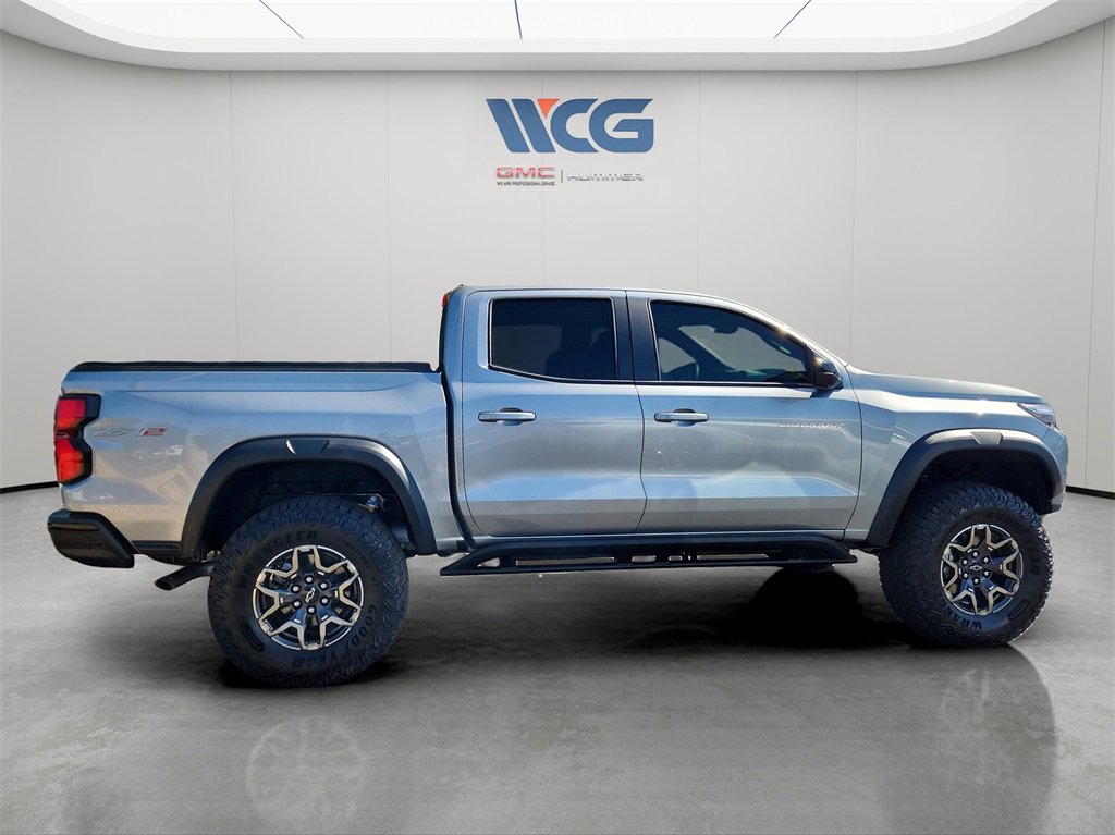 2025 Chevrolet Colorado ZR2 photo 3