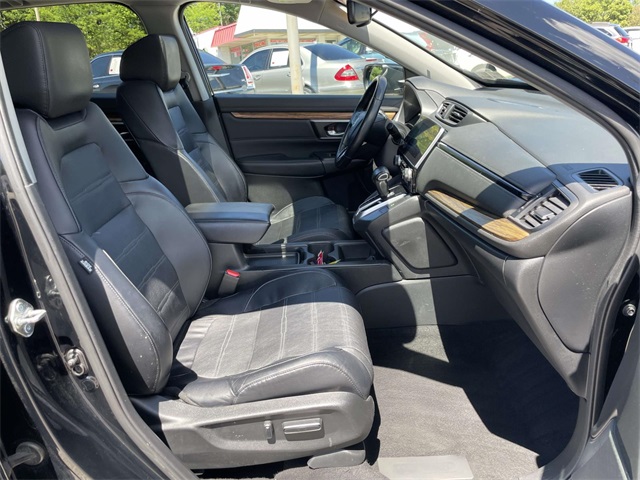 2018 Honda CR-V Touring photo 16