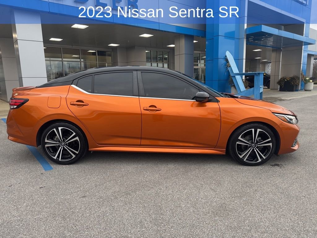 2023 Nissan Sentra SR photo 2