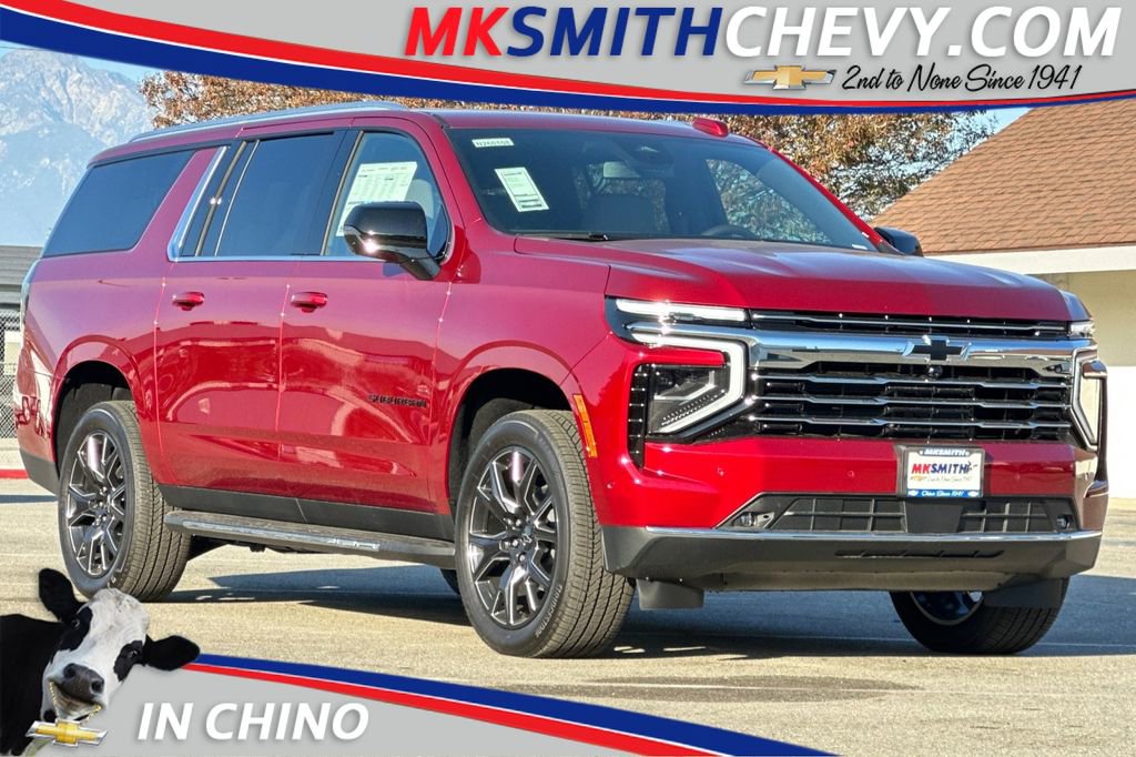 2026 Chevrolet Suburban LT's photo