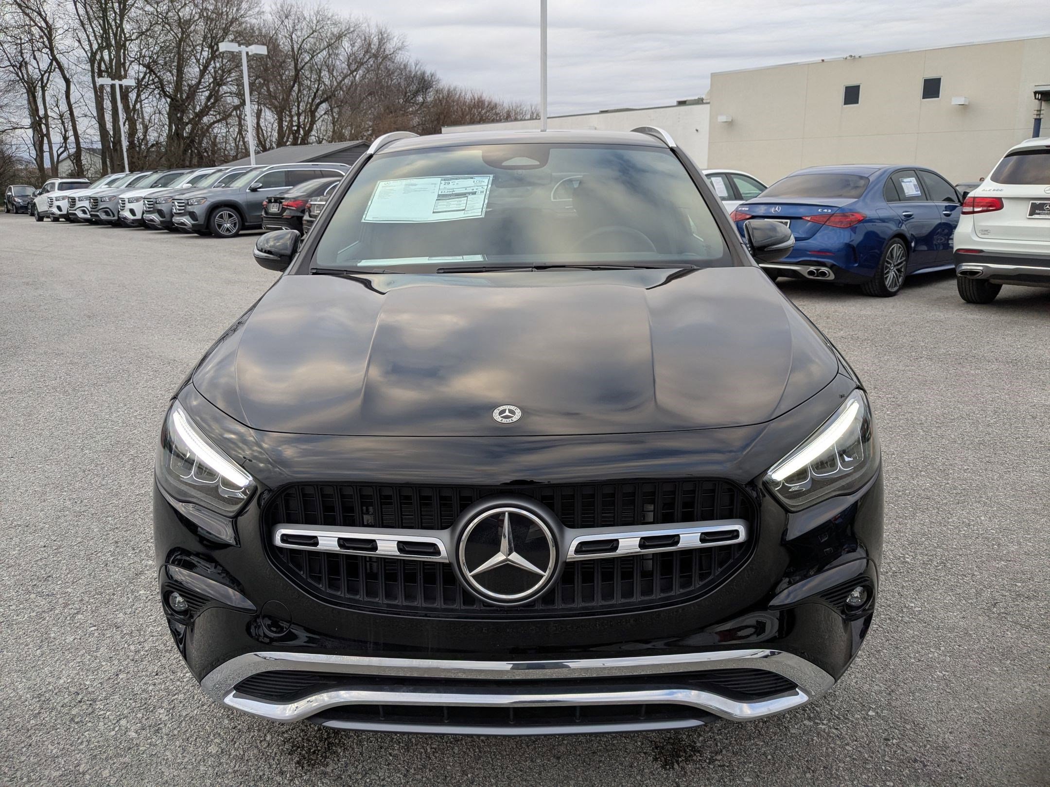 2025 Mercedes Benz GLA 250 photo 2