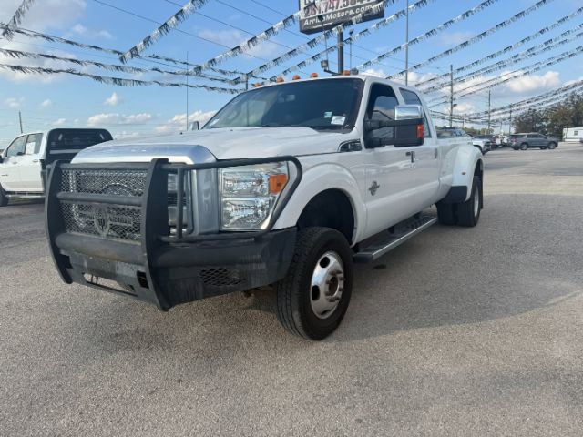 2016 Ford F-350 Super Duty Lariat's photo