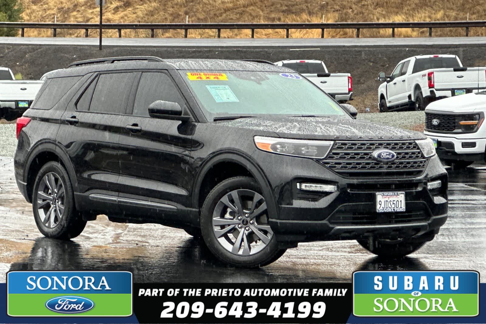 2023 Ford Explorer XLT's photo
