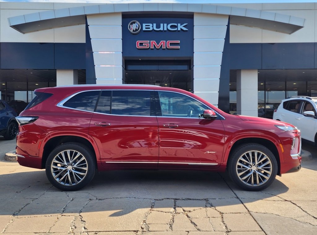 2026 Buick Enclave Avenir photo 2