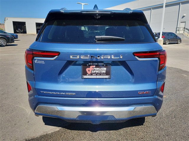 2026 Gmc Terrain Denali photo 2