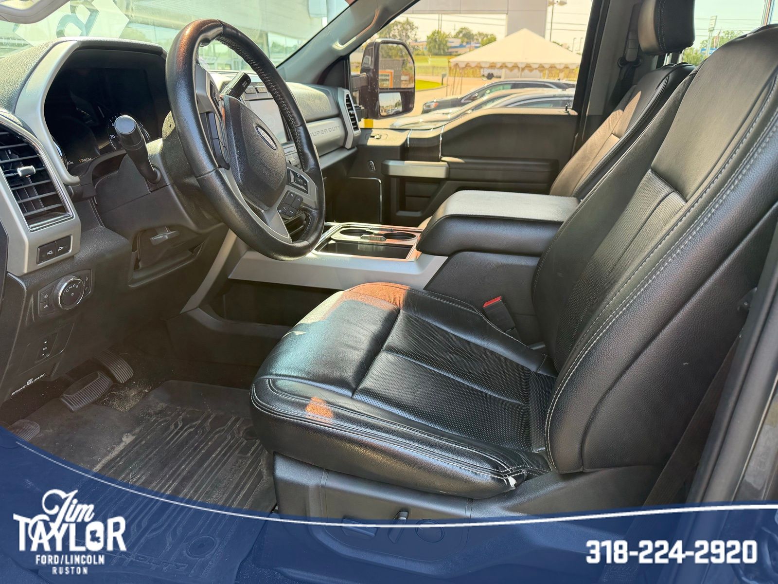 2020 Ford F-250 Lariat photo 11