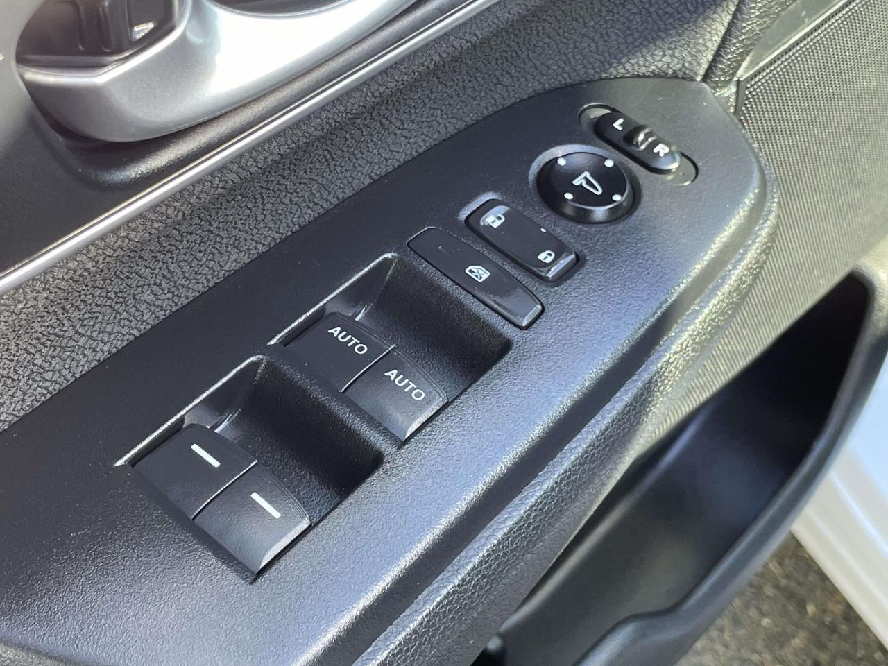 2021 Honda CR-V EX photo 16