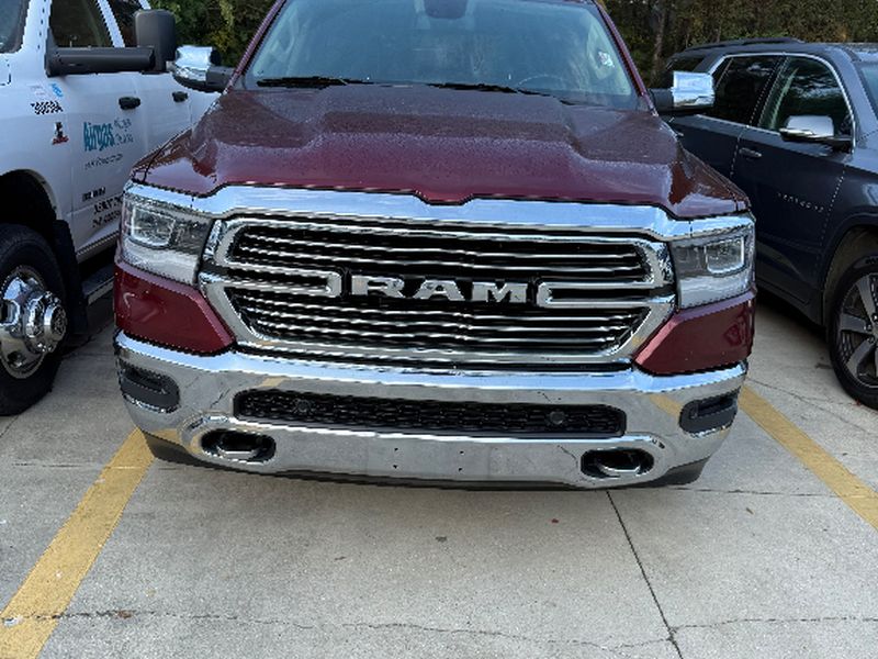2019 Ram 1500 Laramie photo 2