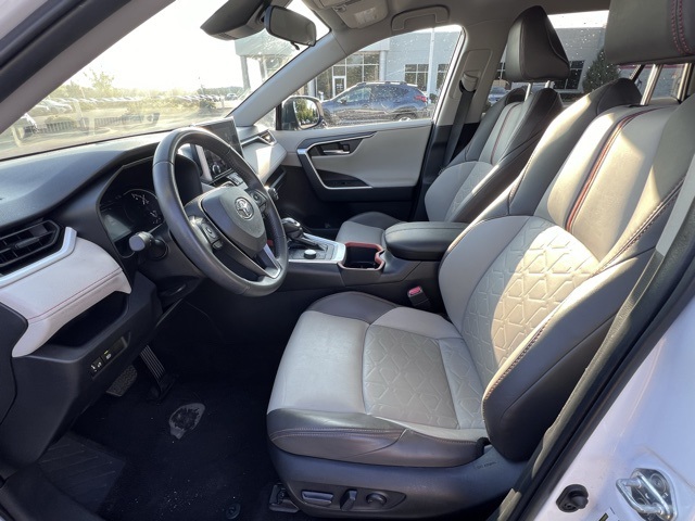 2024 Toyota RAV4 Adventure photo 10