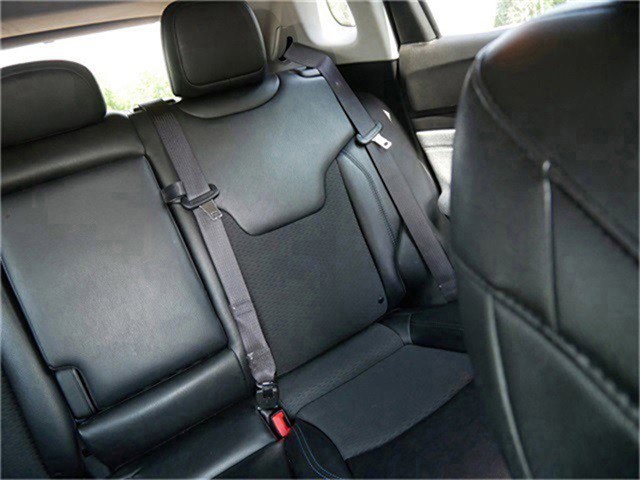 2022 Jeep Compass Latitude photo 12