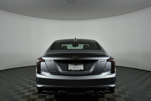 2026 Cadillac CT5 V photo 4