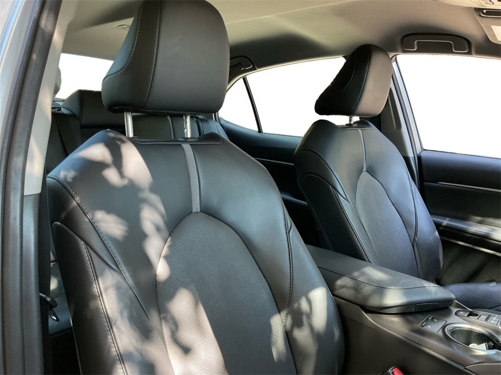 2023 Toyota Camry XSE photo 25