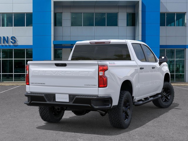 2026 Chevrolet Silverado 1500 Custom Trail Boss photo 2