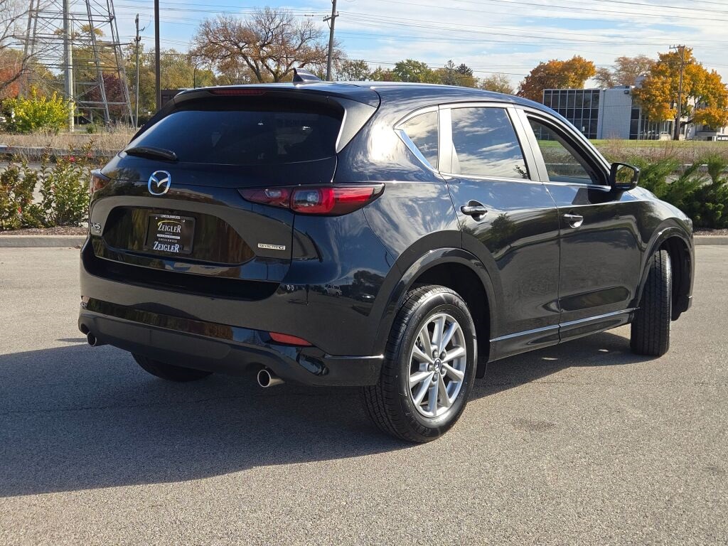 2024 Mazda CX-5 2.5 Select photo 3