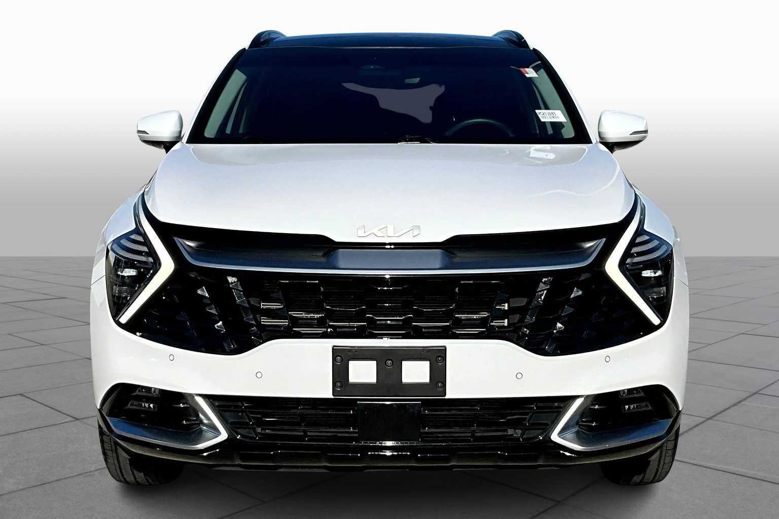 2024 Kia Sportage photo 3