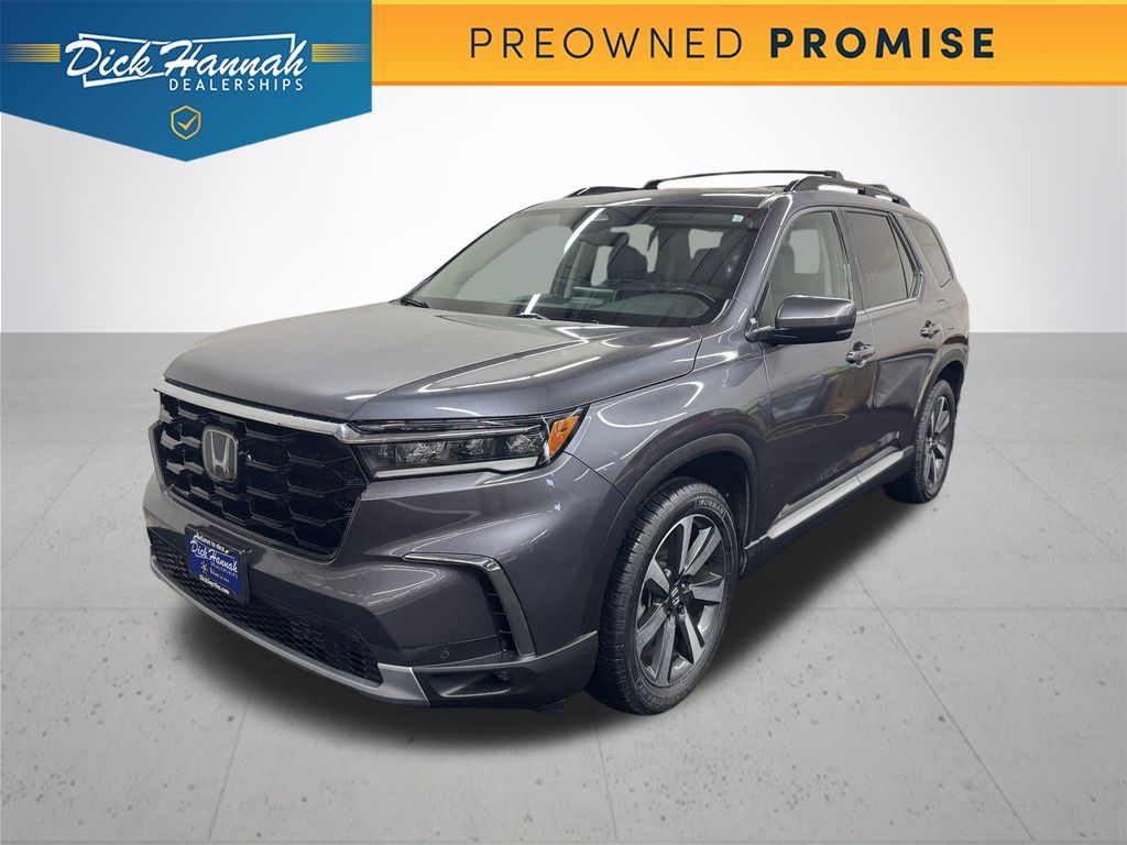 2023 Honda Pilot Touring's photo