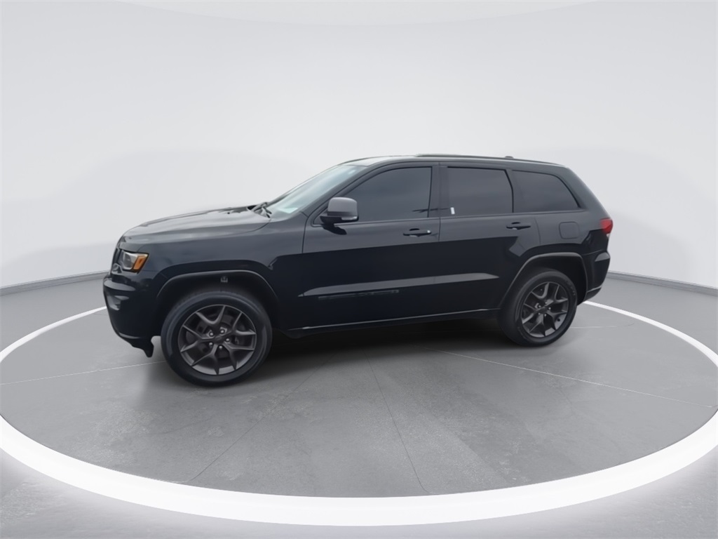 2021 Jeep Grand Cherokee Anniversary Edition photo 4