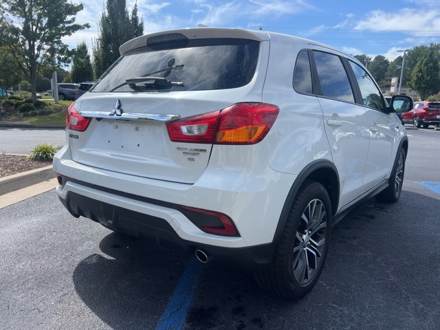 2019 Mitsubishi Outlander Sport SE photo 3