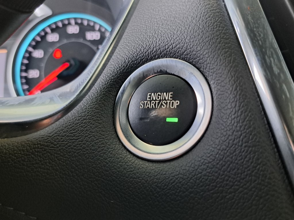 2023 Chevrolet Traverse Cloth photo 14