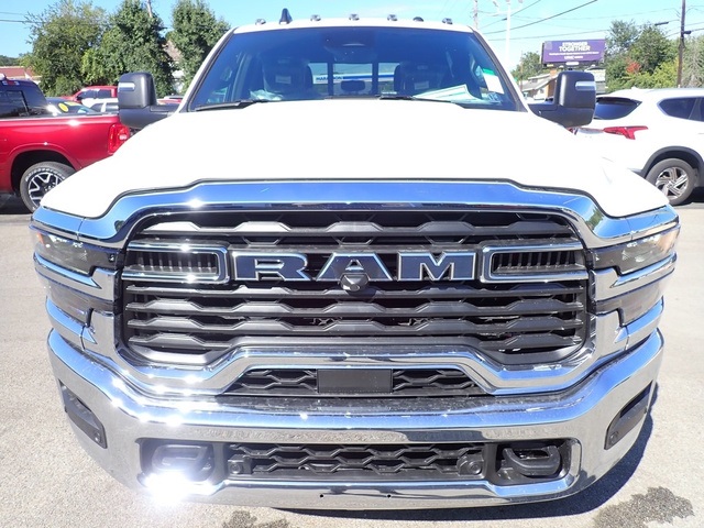 2026 Ram 3500 Tradesman photo 8