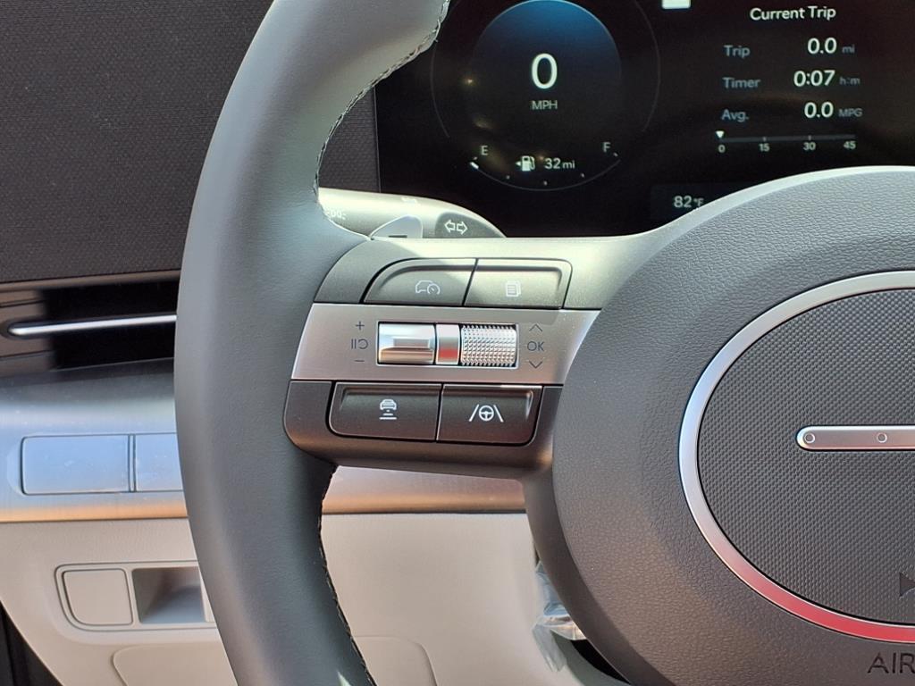 2026 Hyundai Kona SEL photo 19