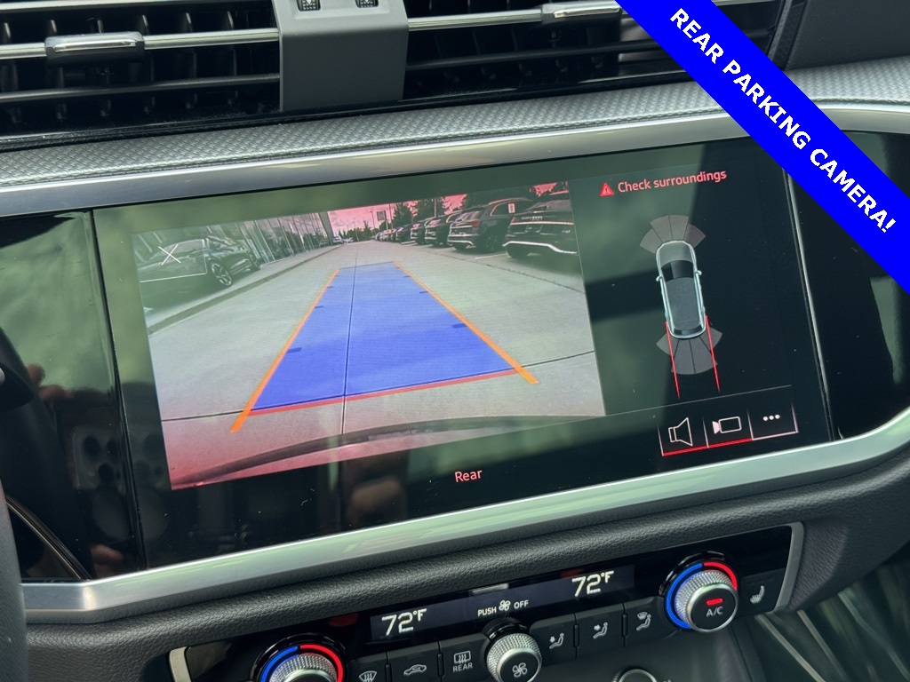 2023 Audi Q3 45 TFSI S line Premium photo 3