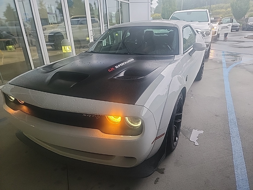 2018 Dodge Challenger SRT8 Hellcat Widebody photo 2