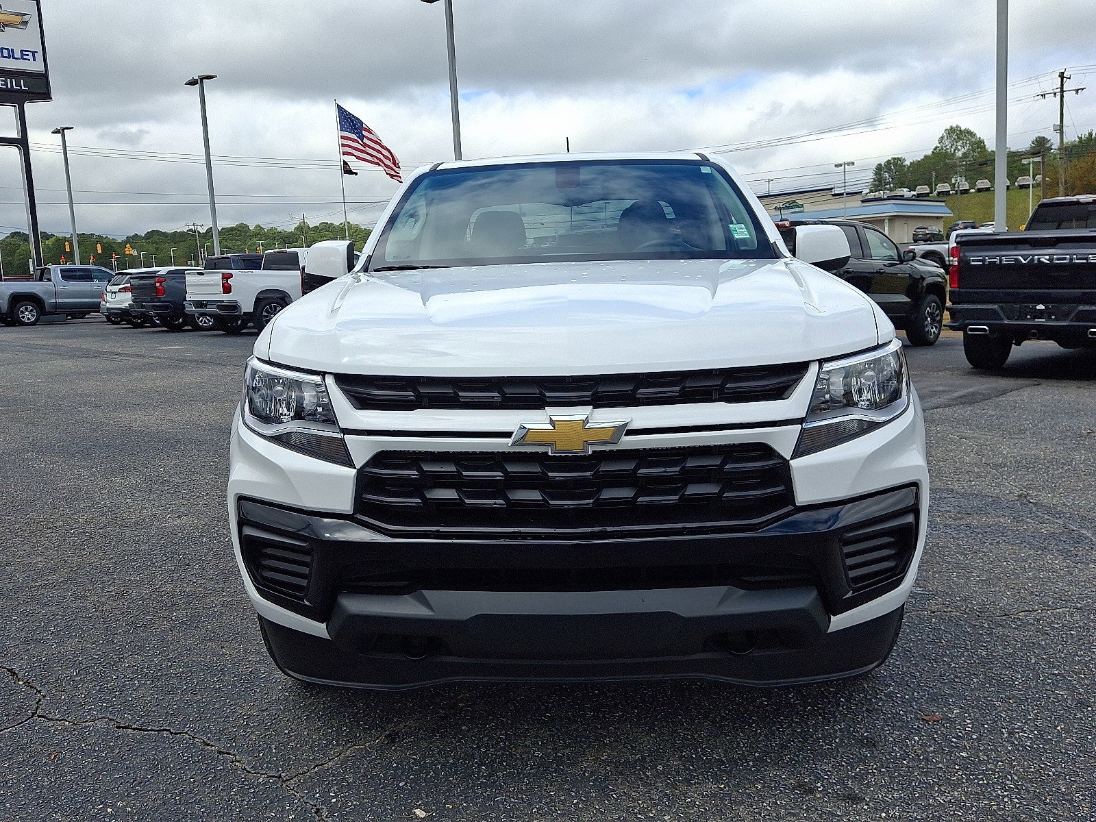 2022 Chevrolet Colorado Work Truck photo 2