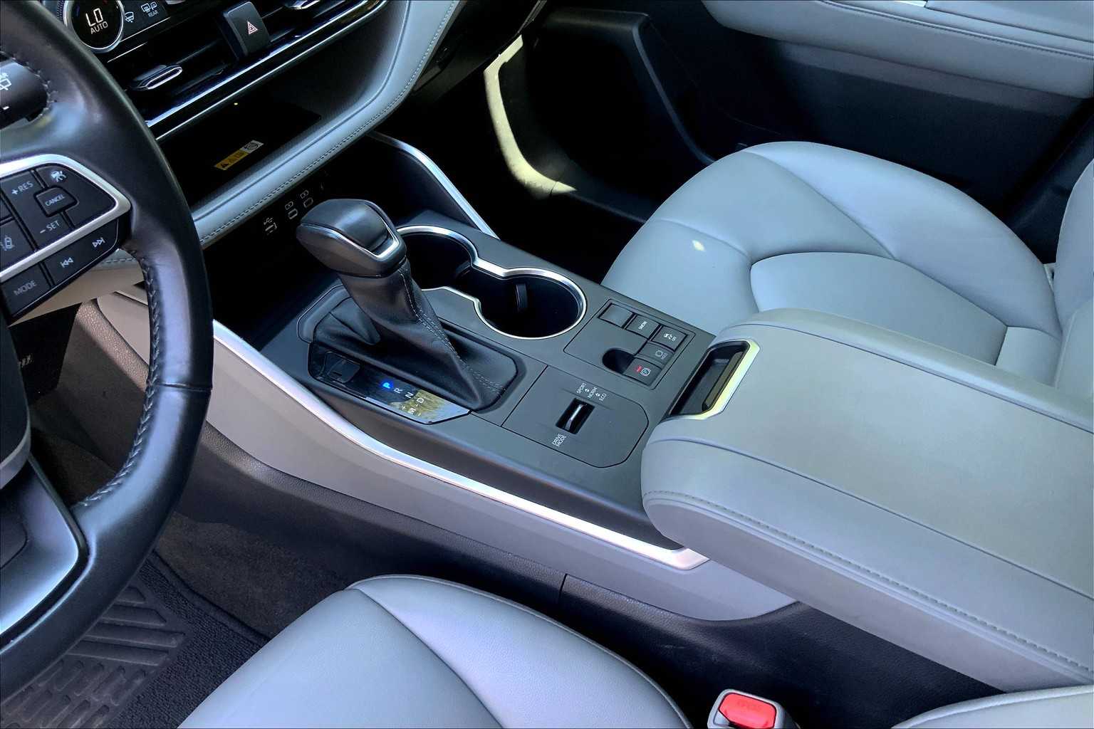 2023 Toyota Highlander XLE photo 15