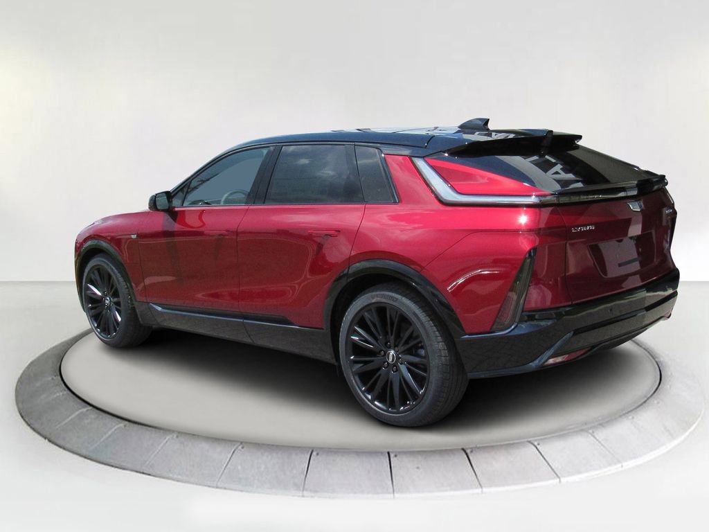 2025 Cadillac Lyriq Sport photo 3