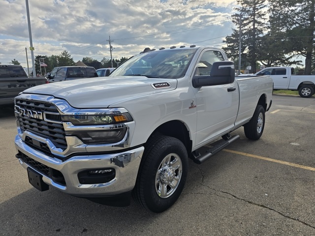 2026 Ram 2500 Tradesman photo 4