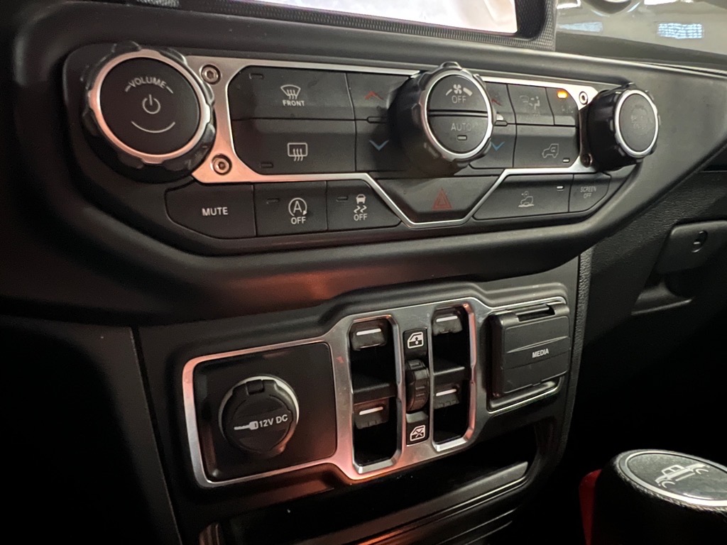 2023 Jeep Gladiator Overland photo 7