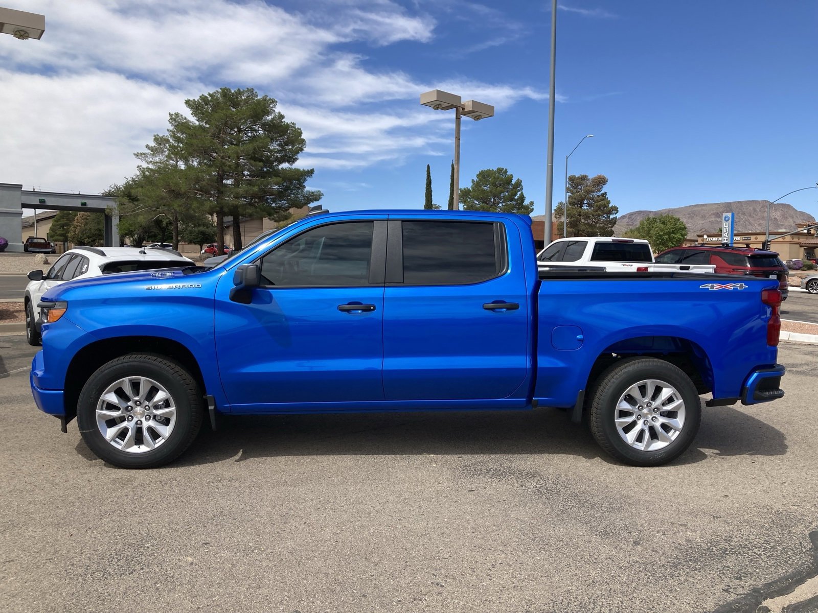 2025 Chevrolet Silverado 1500 Custom photo 11