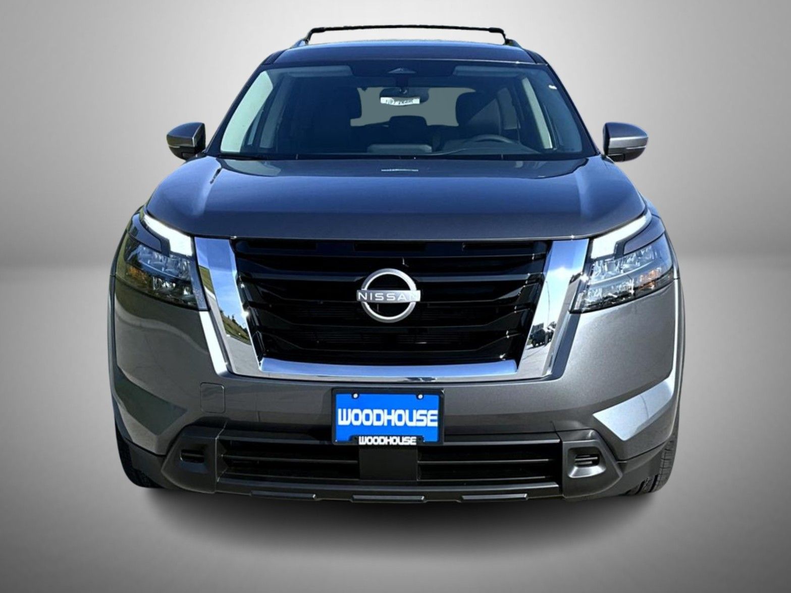 2025 Nissan Pathfinder SV photo 2