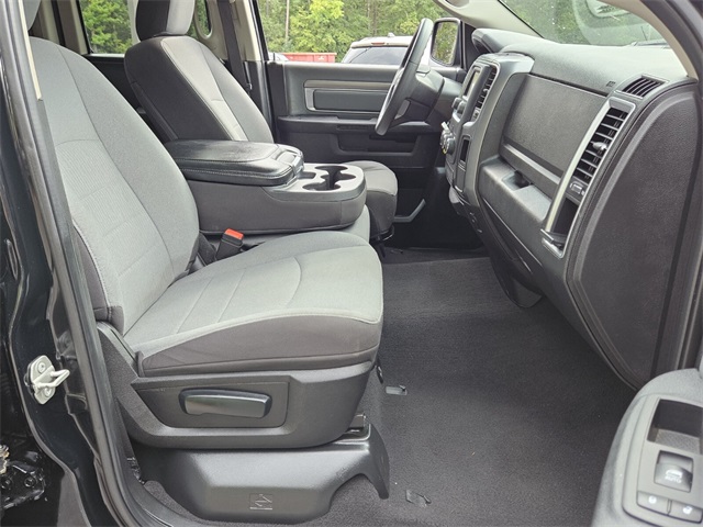 2024 Ram 1500 Classic SLT photo 15