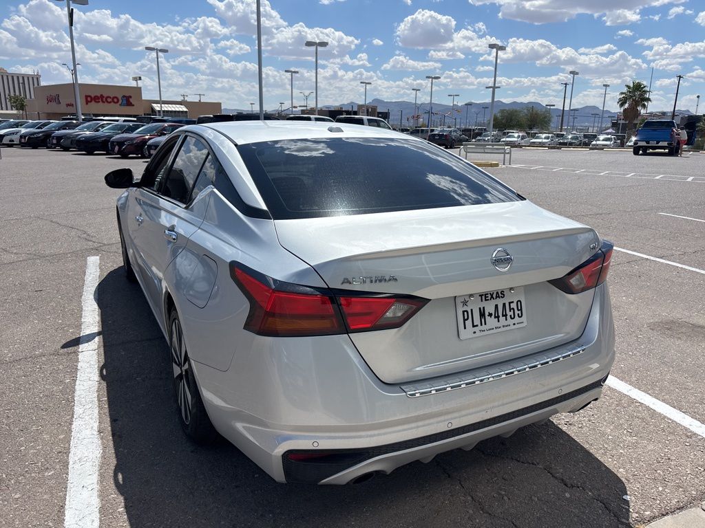 2019 Nissan Altima 2.5 SV photo 12