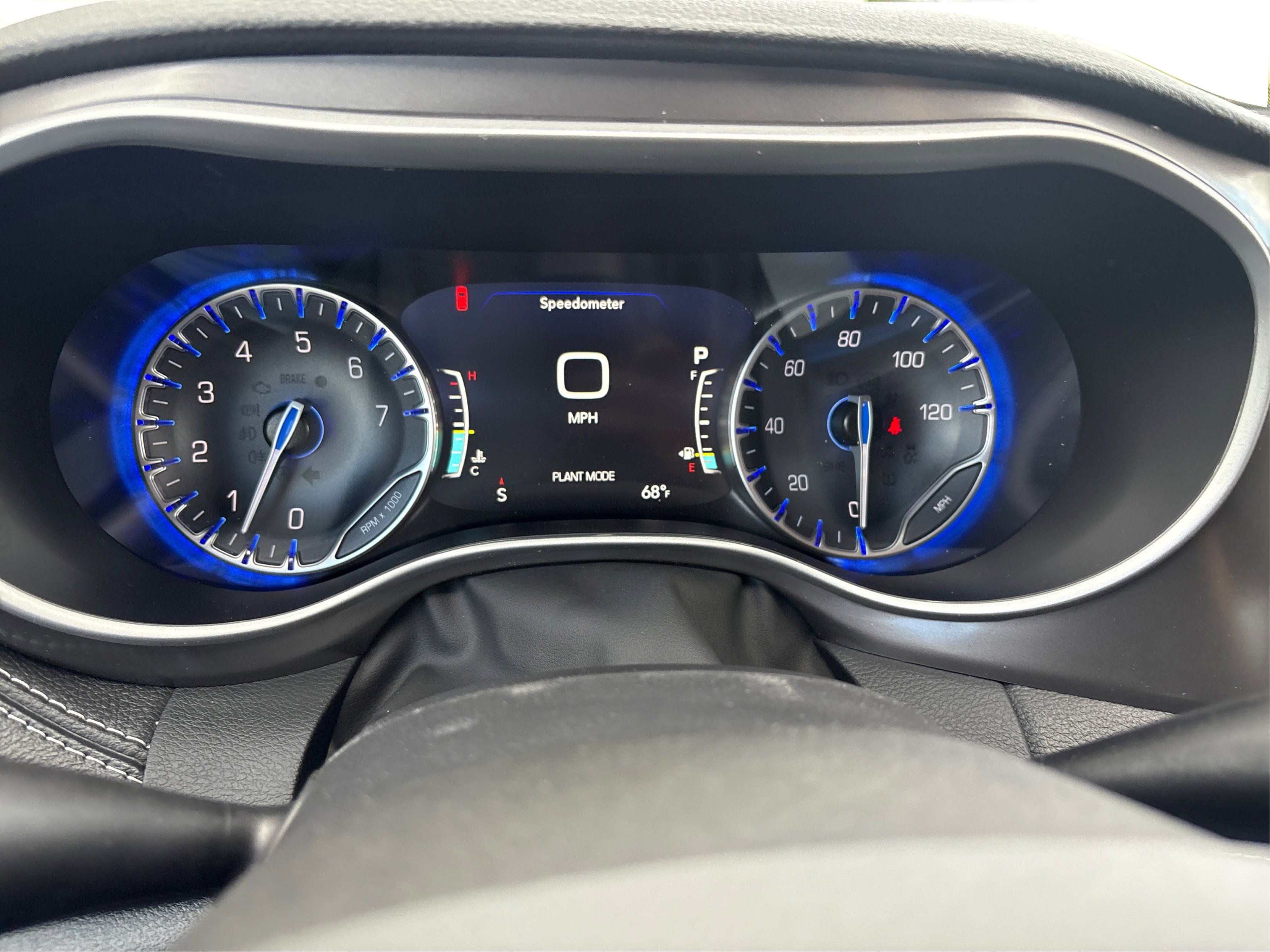 2026 Chrysler Pacifica photo 12