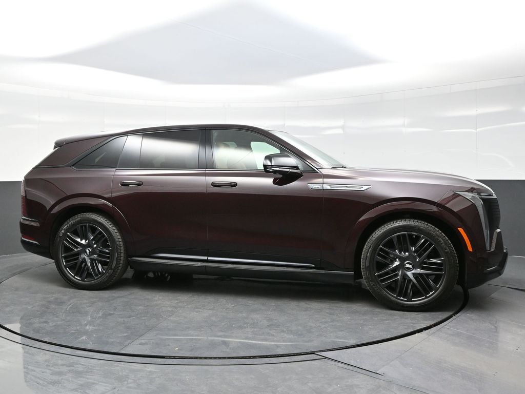 2025 Cadillac Escalade IQ Sport photo 8
