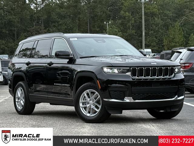 2025 Jeep Grand Cherokee L Laredo's photo