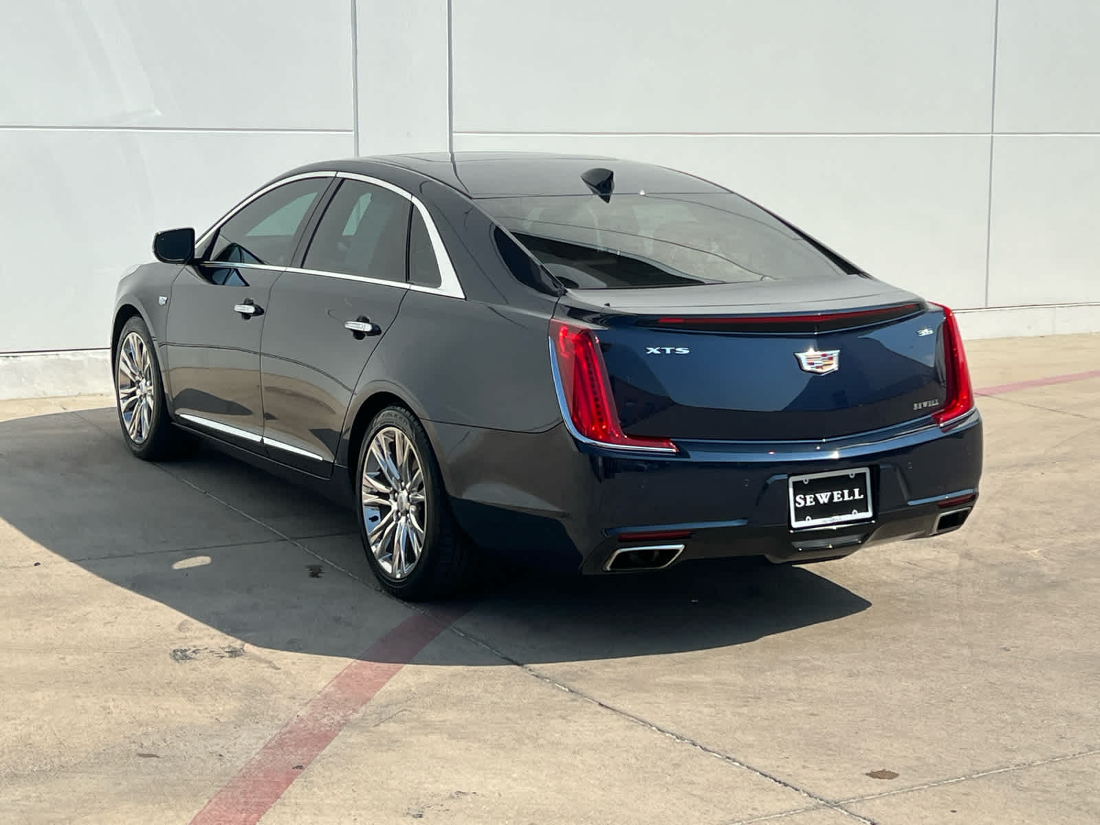 2018 Cadillac XTS Luxury photo 6