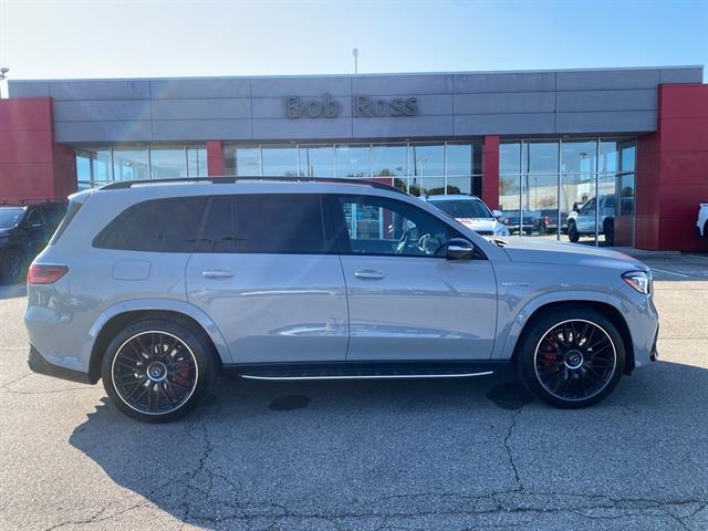 2025 Mercedes Benz GLS AMG 63 4MATIC photo 4