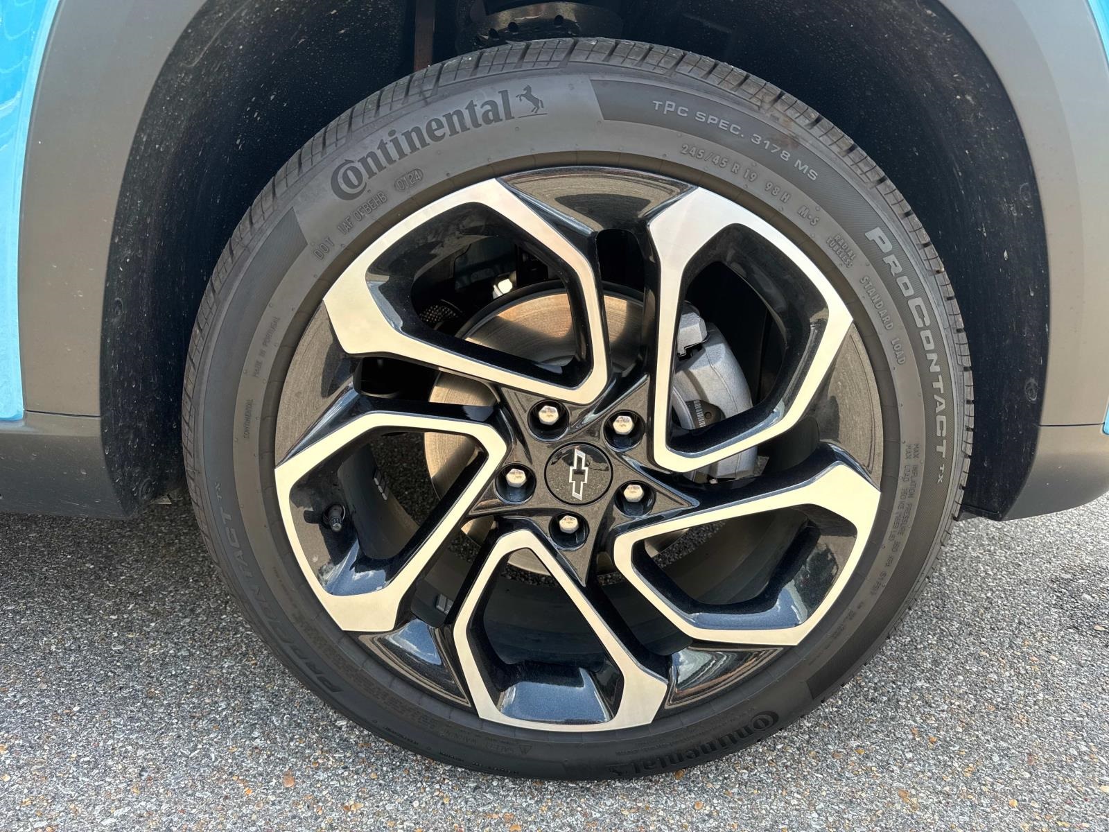 2025 Chevrolet Trax photo 4