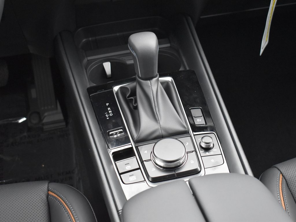 2025 Mazda CX-50 Premium photo 18