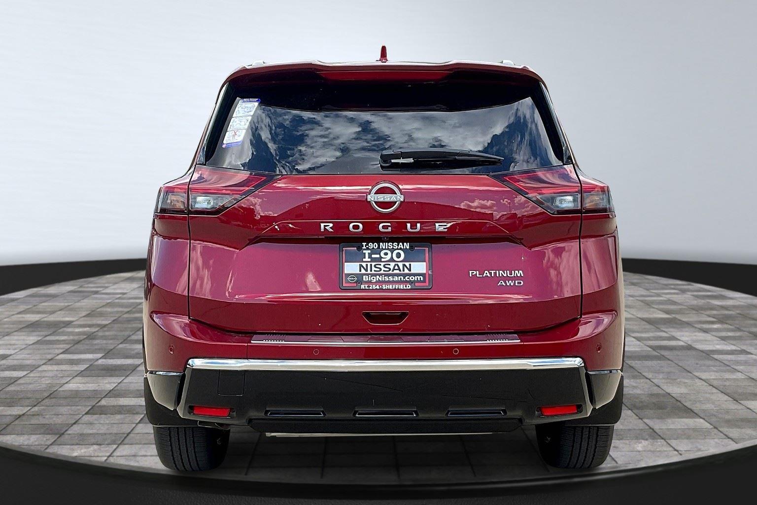 2026 Nissan Rogue Platinum photo 4